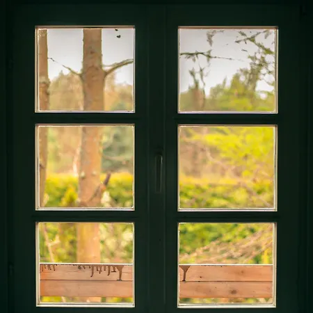 Riw Male Swory - Plywajacy Houseboat I Drewniane Station touristique Male Swornegacie