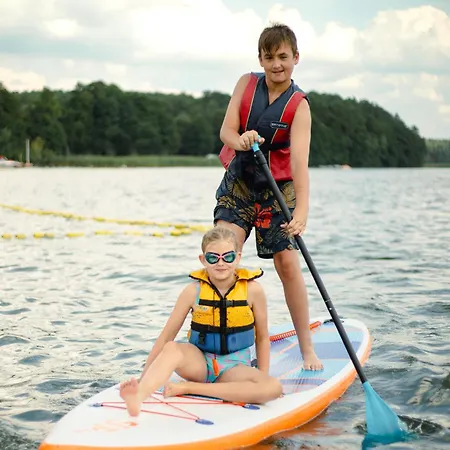 Riw Male Swory - Plywajacy Houseboat I Drewniane Station touristique