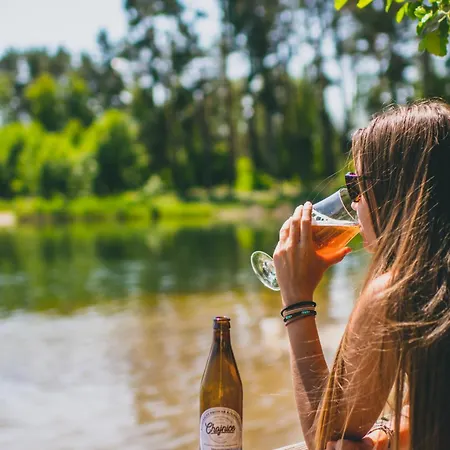 Riw Male Swory - Plywajacy Houseboat I Drewniane Station touristique