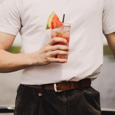 Riw Male Swory - Plywajacy Houseboat I Drewniane Male Swornegacie