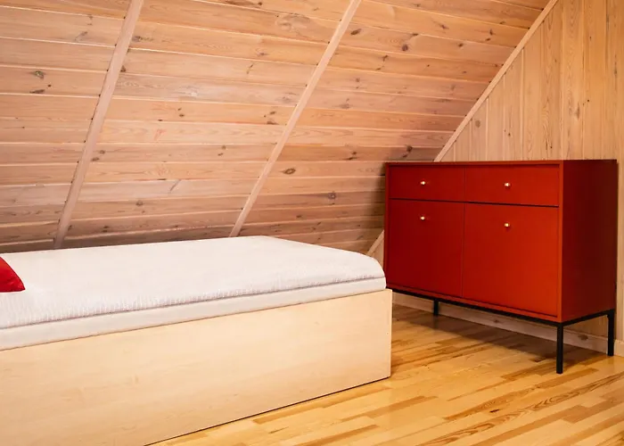 Riw Male Swory - Plywajacy Houseboat I Drewniane 度假村 Male Swornegacie