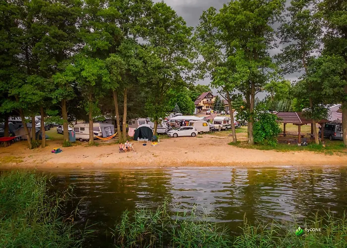 度假村 Riw Male Swory - Plywajacy Houseboat I Drewniane Male Swornegacie