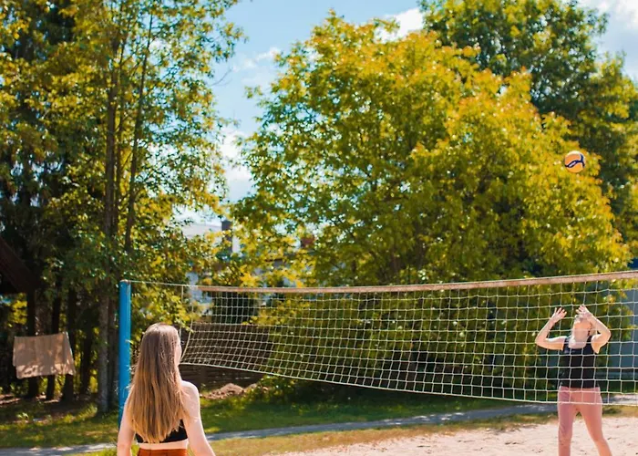 Riw Male Swory - Plywajacy Houseboat I Drewniane Male Swornegacie