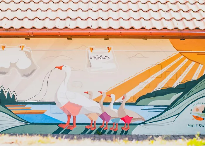 Riw Male Swory - Plywajacy Houseboat I Drewniane 度假村 *