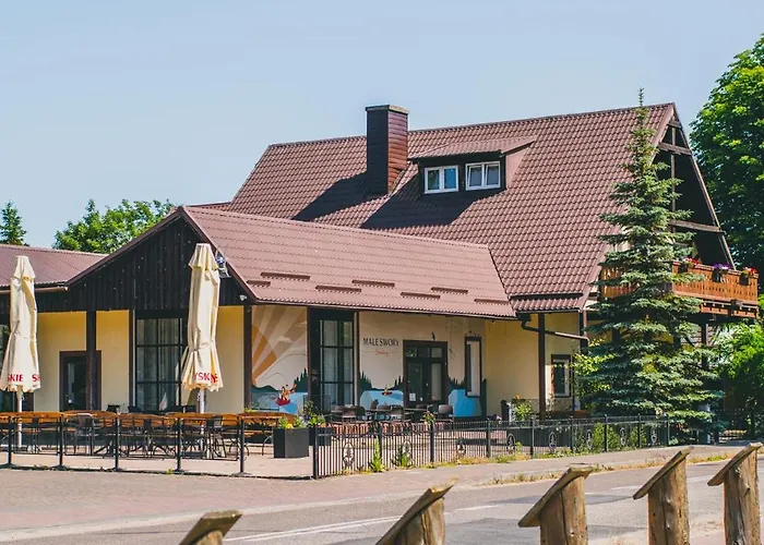 度假村 Riw Male Swory - Plywajacy Houseboat I Drewniane Male Swornegacie